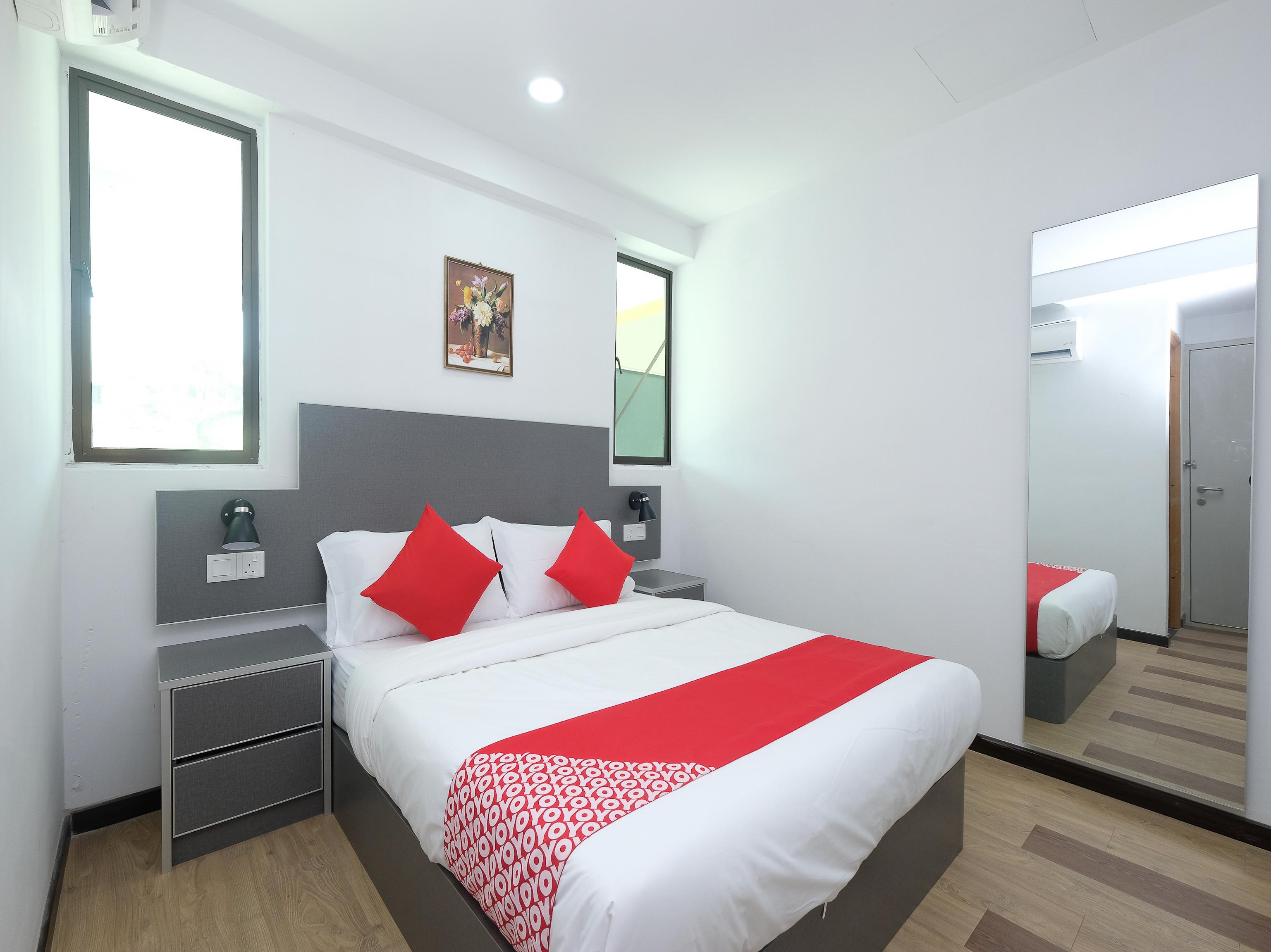 קואנטאן Oyo 44043 First Garden Hotel מראה חיצוני תמונה