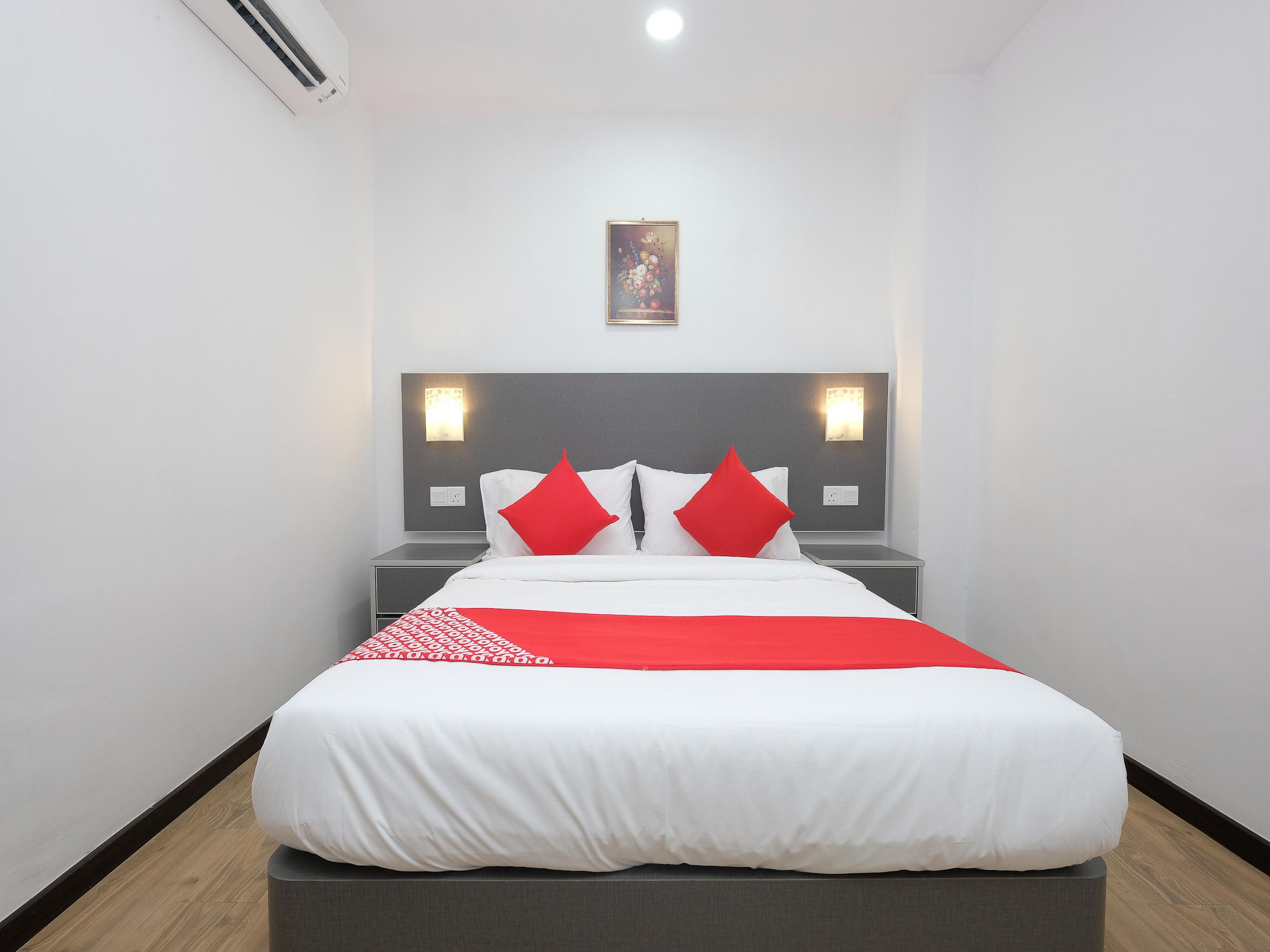 קואנטאן Oyo 44043 First Garden Hotel מראה חיצוני תמונה