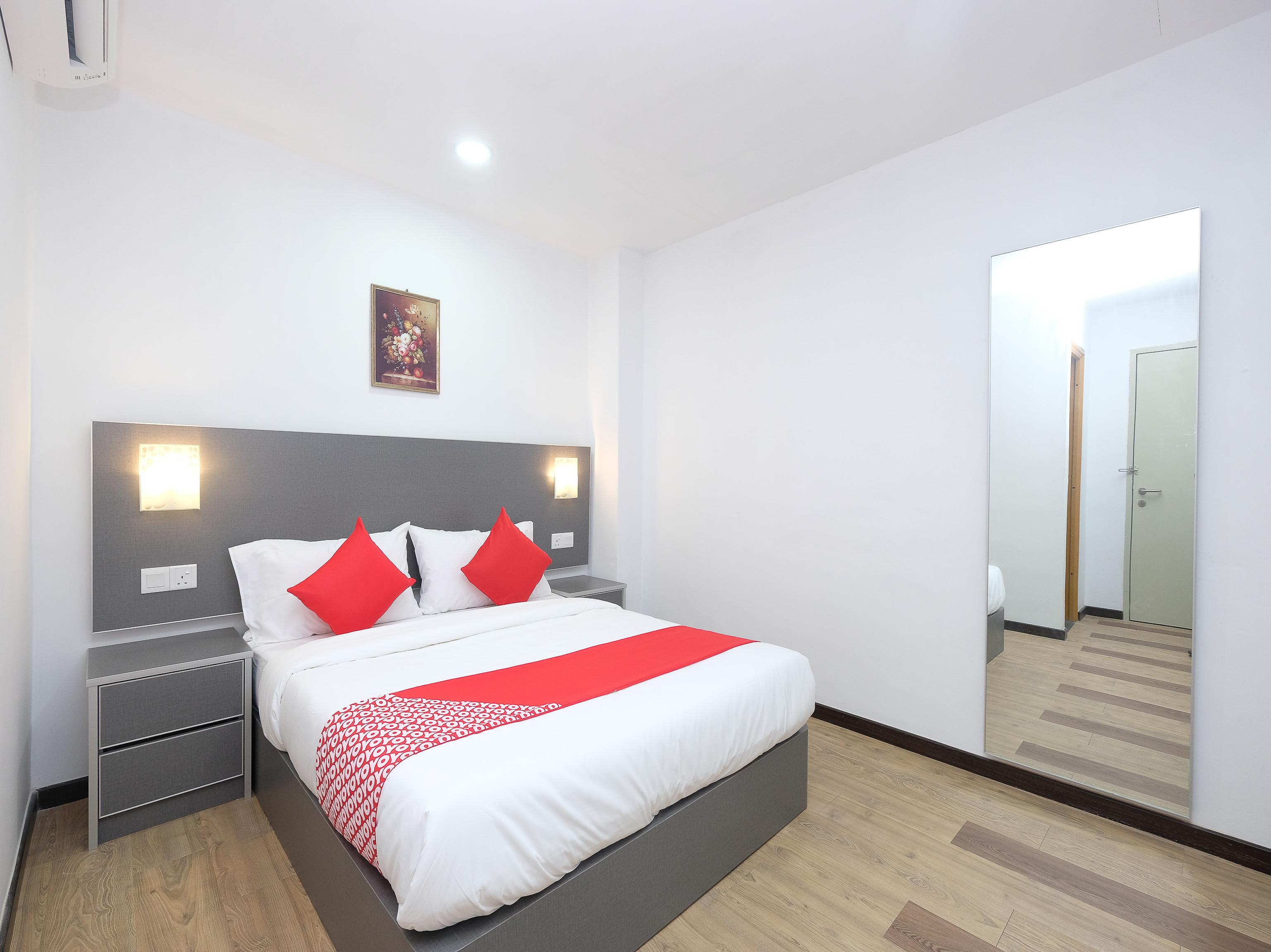 קואנטאן Oyo 44043 First Garden Hotel מראה חיצוני תמונה