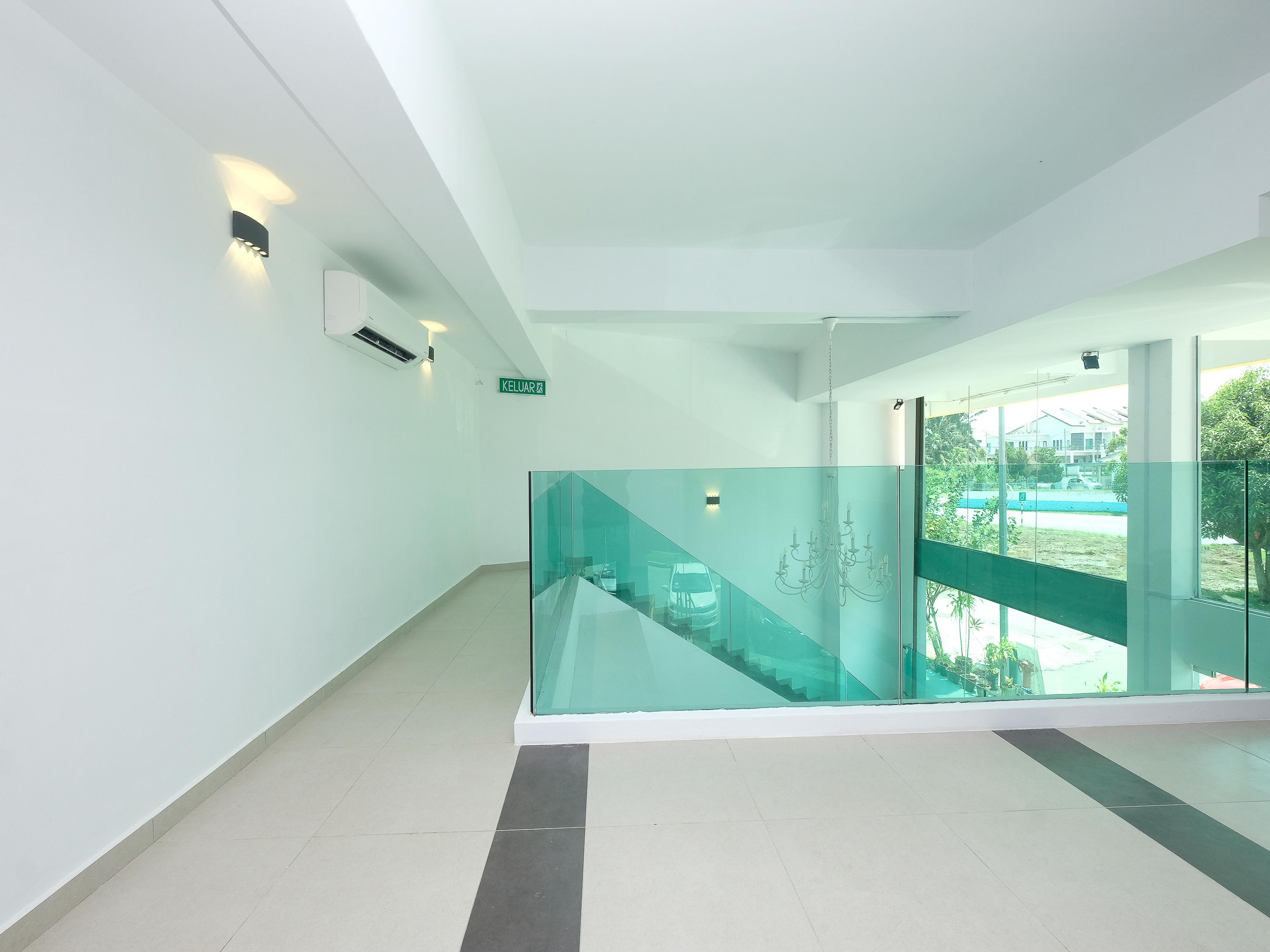 קואנטאן Oyo 44043 First Garden Hotel מראה חיצוני תמונה